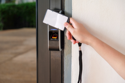 Commercial locksmith